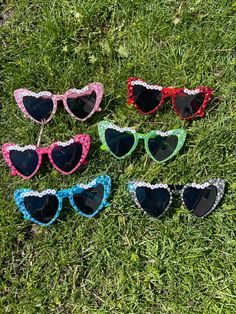 Birthday heart shaped sunglasses that all have hand glued gems and rhinestones. They have a mix of rhinestones and pearls on them. I have a pair of light pink and hot pink. I can make red, turquoise, white, black, beige and light purple also. For the colors listed you just need to message and I can have them made in 1-2 weeks. Decorate Sunglasses, Bedazzled Sunglasses, Birthday Sunglasses, Hell Lila, Birthday Heart, Birthday Plans, Shaped Sunglasses, Heart Shaped Sunglasses, Birthday Planning