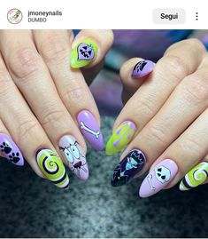 Courage The Cowardly Dog Halloween Nails, Halloween Colorful Nails, Book Of Life Nails, Courage The Cowardly Dog Nail Art, Courage Nails, Scooby Doo Halloween Nails, Halloween Cartoon Nails, Hotel Transylvania Nails, Cartoon Halloween Nails