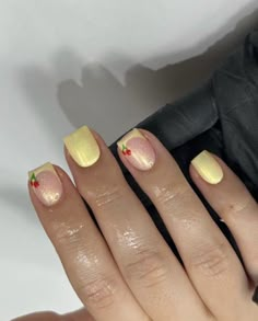 Cute Biab Nails Short, Yellow Square Nails, Short Manicure, Mix Match Nails, Boho Nails, Natural Nail Designs, Makeup Nails Designs, Simple Gel Nails