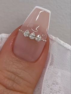 Square Bridal Nails, Nail Art With Pearls, Art With Pearls, Quick Nail Art, Quartz Nails, Pearl Nail, Bridal Nail Art, Spring Nail Designs, Ombre Acrylic Nails