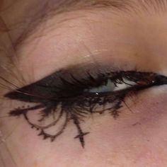 Emo Eyeliner, Love And Obsession, Funky Makeup, Vampire Bride