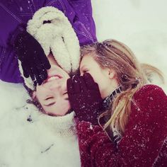 Sisters photography Bestie Photography, Kashmir Diaries, Winter Family Photography, Candy Photoshoot, Sisters Photography, Snow Pics, Three Amigos, Sister Photography, Sibling Poses