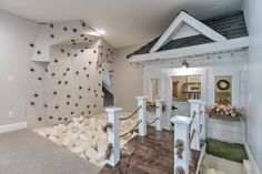 a house with fake rocks on the walls