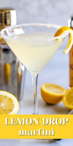 drink in glass Lemontini Cocktails, Lemontini Recipe, Lemon Drop Recipe Drinks, Lemon Drop Drink, Lemon Drop Martini Recipe, Lemon Drop Recipe, Lemon Martini, Vodka Lemon, Lemon Drops