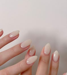 Subtle Nails, Soft Nails, Neutral Nails, Classy Nails