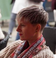 Nice Hair, Very Short Hair, November 9, Bowl Cut, Short Hair Styles Pixie, Hair Stuff, Pixie Hairstyles, Hair Cut, Short Hair Cuts