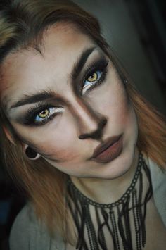 Little Dead Riding Hood Makeup, Face Painting Adults Creative, Work Friendly Halloween Makeup, Krampus Makeup Women, Wolf Webster, Horror Smink, Feline Makeup, Cool Face Paint Ideas, Expressive Makeup