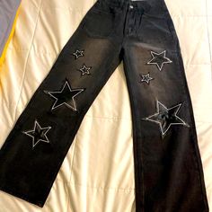 Never Worn , They Run A Little Small! So If You Wear A Size 6 They Might Fit Depending On Hip Width. Very Comfortable And Moveable, Star Patch Jeans, Patch Jeans, Patched Jeans, Black Star, High Jeans, Women Jeans, Size 4, Size 6, Running