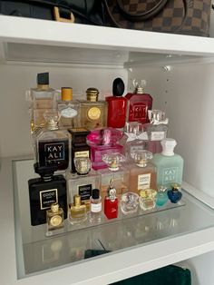 Perfume Stand, Parfum Chanel, Hygiene Care, Perfume Scents, Feminine Care