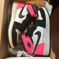 Slightly Used Valentine Jordans, Jordan 1s, Jordan 1, Womens Shoes Sneakers, Pink White, Pink Ladies, Jordan, Shoes Sneakers, Size 7