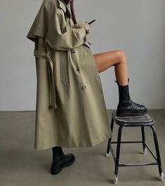 Trenchcoat Outfit, Mode Abaya, Hair Raising