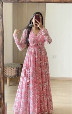 Lehenga With Long Kurta Indian Weddings, Long Frock Kurti Design, Ladies Long Frock Designs, Frocks Traditional For Women, Long Georgette Dresses, Long Frock Dress Designs, Georgette Dress Long, Frok Suit Party Wear, Simple Georgette Gowns