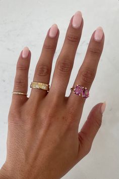 Ring Concierge pink Toi et Moi gemstone ring. #gemstone #pinkring #ringstack #chunkyjewelry Ring Concierge Toi Et Moi, Ring Gemstone