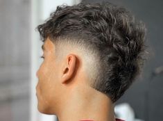 40 Timeless Curly Mullet Hairstyles for Modern Men (Haircut Ideas) Modern Mullet Haircut, V Shaped Haircut, Mullet Fade, Mohawk Haircut, Mohawk Hairstyles Men, Mens Haircuts Short Hair, Men Haircut Curly Hair, Mullet Haircut, Long Hair On Top