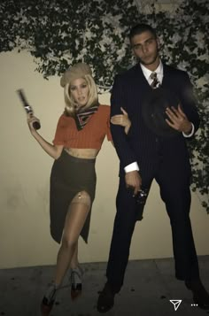 Bonnie And Clyde Halloween Costume, Different Halloween Costumes, Mafia Party, Halloween Couple Costumes, Couple Halloween Costume, Meme Costume, Best Couples Costumes, Great Halloween Costumes