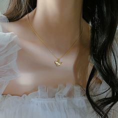 Material: Titanium Steel Color: Ginkgo Necklace-Gold Fashion Element: Ginkgo Biloba Style: Retro 18k Gold Necklace, Ginkgo Biloba, Chain Fashion, Gold Necklace Women, Chain Gold, Leaf Pendant, Steel Necklace, Gold Fashion, Pendant Set