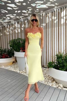 Yellow Prom Dress Long, Yellow Prom Dress, Yellow Prom, Spring Wedding Guest, Prom Dress Long, Prom Dresses Yellow, Custom Prom Dress, Summer Wedding Guests, Long Evening Dress