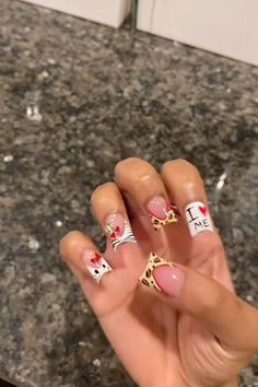 Shorties Inspo Nails, Red Duck Nails Short, French Tips With Design Short, Jhene Aiko Concert Nails, Cute Nails Ideas Short, Simple Freestyle Nails, Rod Wave Nail Ideas, Short Nail Acrylic Ideas, Over Lay Nail Designs