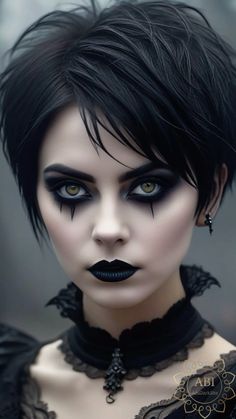 Rock Chick Makeup, Byob Party, Vampire Makeup Halloween, Couture Makeup, Vampire Makeup, Goth Glam