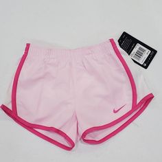 Nwt . Pink Foam Bin Ss S Cute Spandex Shorts, Nike Clothes Women's Outfit, Nike Shorts Colorful, Cute Preppy Stuff, Nike Clothes Women, Running Shorts Outfit, Preppy Items, Pink Nike Shorts, Summer Clothes For Women