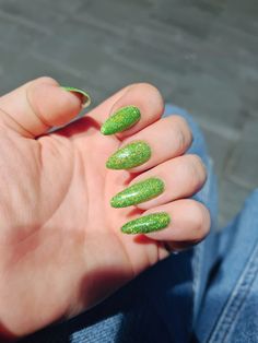 Lime Green Glitter Nails, Light Green Sparkle Nails, Light Green Glitter Nails, Sparkle Green Nails, Green Glittery Nails, Glittery Green Nails, Sparkly Green Nails, Glitter Green Nails, Green Sparkle Nails