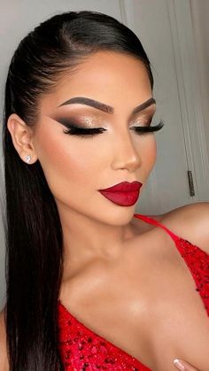 Eye Makeup Red Dress, Machiaj Smokey Eyes, Xmas Makeup, Birthday Makeup Looks, Sultry Makeup, Wedding Makeup Tutorial, Wedding Eye Makeup