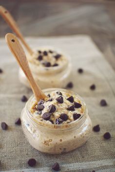 an oatmeal in a jar with chocolate chips on top