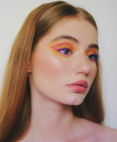 Rainbow Style Aesthetic, Disco Glam Makeup, Colourful Eyeshadow Looks, Disco Makeup, Maquillage On Fleek, Makijaż Smokey Eye, Eye Makeup Designs, Colorful Eye Makeup