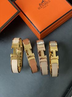 Conceptual Jewelry, Hermes Bracelets, Hermes Jewelry Bracelet, Spring Jewelry Trends, Jewelry Closet, Dope Jewelry Accessories, Womens Designer Watches, Hermes Bracelet