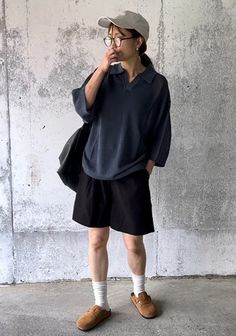 Japan Summer Men Outfit, Japanese Summer Streetwear, Harajuku Style Relaxed Fit T-shirt For Summer, Japan Fashion Summer, Summer Emo Streetwear T-shirt, Harajuku Style Short Sleeve Summer Shirt, Masc Outfits, Japan Fashion, Hot Weather