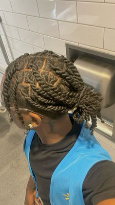 Big Twist Natural Hair, Ropetwists Styles, Twist Hair Men, Dreads Short Hair, Two Strand Twist Hairstyles, Twist Ideas, Cornrow Braids Men, Mens Twists Hairstyles, Hair Twists Black