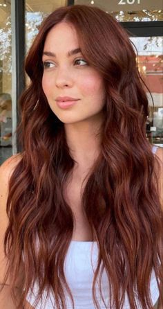 Dark Copper Hair, Mahogany Hair, Rambut Brunette, Wine Hair, Brown Hair Looks, Hairstyles For Layered Hair, Hair Color Auburn