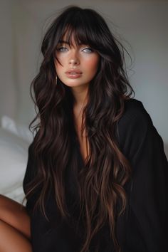 When you want to look sharp and professional, smooth hair is the way to go. Very Long Hair With Curtain Bangs, Brunette Hair Color With Bangs, Dark Brown Hair Round Face, Dark Brown Vs Black Hair Color, Dark Velvet Hair, Vibrant Dark Brown Hair, Dark Bangs Light Hair, Black Hair With Soft Highlights, Luxury Brunette Hair