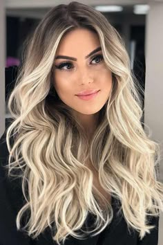 Ombré hair: Inspirações para adotar esse visual em 2021 Brown And Blonde Ombre Hair, Brown And Blonde Ombre, Icy Blonde Balayage, Blonde Ombre Hair, Brown And Blonde, Blond Ombre, Blond Balayage, Ombre Hair Blonde, Balayage Blonde