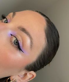 Steal The Spotlight By Incorporating Lilac Makeup Looks Into Your Style – Page 6 – Love for Glam Lilac Makeup, Cute Eye Makeup, Steal The Spotlight, Cute Eyes, Pink Makeup, Makeup Trends, Party Fashion, Makeup Inspo, Stylish Dresses