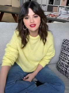 Selena Gomez Shag Haircut, Cool Girl Style