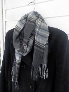 Wonderful warm gray plaid scarf, with 3 1/4" fringe, made of 100% acrylic, and Made in Germany.  It is a LONDON FOG brand.  Eventho it is acrylic, it feels soft like a wool scarf. Scarf is in wonderful condition with no issues that I can see.   Color may vary slightly due to a different monitor. Scarf Aesthetic Outfit, Scarf Aesthetic, Scarf With Fringe, Grey Scarf, Vintage London, London Fog, Gray Plaid, Vintage Plaid, Vintage Scarf