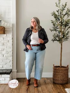 Can a plus-size women wear wide-leg jeans? I think so. So I'm sharing how to style plus-size cropped wide-leg jeans six ways. Over 50 Plus Size Outfits, Cropped Wide Leg Jeans Outfit Winter, Wide Leg Crop Pants Outfit, Plus Size Mom Outfits, Outfits With Wide Leg Jeans, How To Wear Wide Leg Jeans, Wide Leg Jeans Plus Size