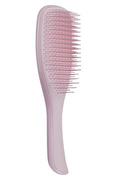 This detangler brush leaves your hair smooth and manageable, making styling that much easier. Color: Millennial pink. Imported Tangle Teezer, Detangling Brush, Wet Brush, Hair Essentials, Hair Detangler, Beauty Awards, Birthday Wishlist, The Shower, Wet Hair