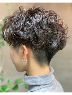 Short Undercut Curly Hair, Pixies For Curly Hair, Undercut Curly Hair, Curly Pixie Haircuts, Men Haircut Curly Hair, Short Curly Haircuts, Short Hair Undercut, Men Haircut