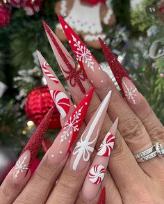 Almond Acrylic Nails Designs, Stilleto Nails Designs, Aqua Nails, New Years Nail Designs, New Years Eve Nails, Nails Art Designs, Holiday Nail Designs, Stiletto Nails Designs