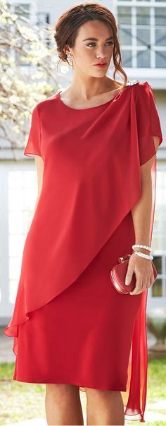 Pinterest • El catálogo de ideas global Fashion Dresses Formal, Sewing Dress, Mother Of Groom Dresses, Mothers Dresses, Groom Dress, Formal Evening Dresses, Trendy Dresses, Mother Of The Bride Dresses, Special Occasion Dresses