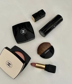 Chanel Aesthetic Makeup, Chanel Make Up Aesthetic, Makeup Aesthetic Chanel, Chanel Beauty Products, Chanel Make Up Products, Chanel Set