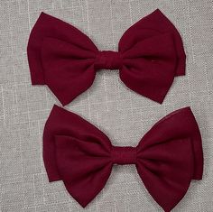 These Girls Bows Are Red/Burgundy And Have A Very Elegant And Fancy Tone To Them. They Are Brand New And Have Never Been Worn. They Are Nwots. These Bows Are Soft And Have A Clip On The Back. They Are In Great Condition. Possible School Uniform Hair Bows Denim Hair, Halloween Skeleton Hand, Minnie Mouse Headband, Floral Hair Clip, Bow Women, Star Makeup, Hair Band Accessories, Hair Accessories Set, Winter Headbands