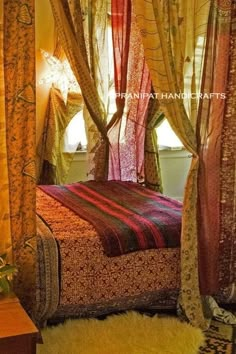 Four Poster Bed With Curtains Bohemian, Maximalism Bed Room￼, Bedroom Curtains Wooden Bed, Bed On Window Wall Curtains, Canopy Bed With Curtains Romantic, Hippie Grunge Bedding, Cool Canopy Beds, Curtan Bed, High Bed Curtains