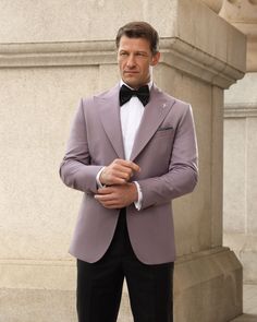 Step into the spotlight with SIGNORI's bespoke elegance. This lavender-hued tuxedo blends traditional craftsmanship with a modern twist, making any occasion unforgettable. Your style, your statement. Black And White Tuxedo, White Tuxedo, Fashion Suits For Men, Fashion Suits, Sport Coats, Sport Coat, Black Tie, Mens Suits