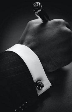 Der Gentleman, Outfits Hombre, Sharp Dressed Man, Christian Grey, Mans World, Well Dressed Men, White Photo, Gentleman Style, Well Dressed