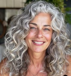 Medium Length Curly Hair Styles, Salt Pepper Hair, Styles For Women Over 60, Haircut Reference, Long Hair Older Women, Going Gray Gracefully, Pepper Hair