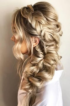 39 Braided Wedding Hair Ideas You Will Love � braided wedding hair side swept on lond blonde hair braid with crown svglamour #weddingforward #wedding #bride #weddinghair #braidedweddinghair Wedding Hair Side Swept, Hair Side Swept, Hair Side Braid, Gorgeous Updos, Wedding Hair Side, Side Swept Hairstyles