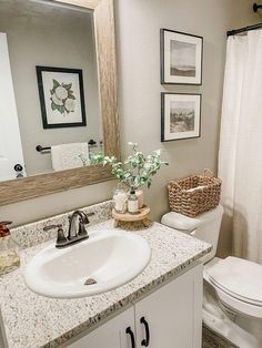 Looking to revamp your bathroom? Explore these stylish bathroom decor ideas to transform your space into a relaxing oasis. From modern to rustic, find inspiration to suit your style. Elevate your bathroom with these chic decor ideas today! Bedroom Colours, Neutral Bathroom Decor, Bathroom Sink Decor, Sink Decor, Guest Bathroom Decor, Simple Bathroom Decor, Apartment Vibes, Organization Bathroom